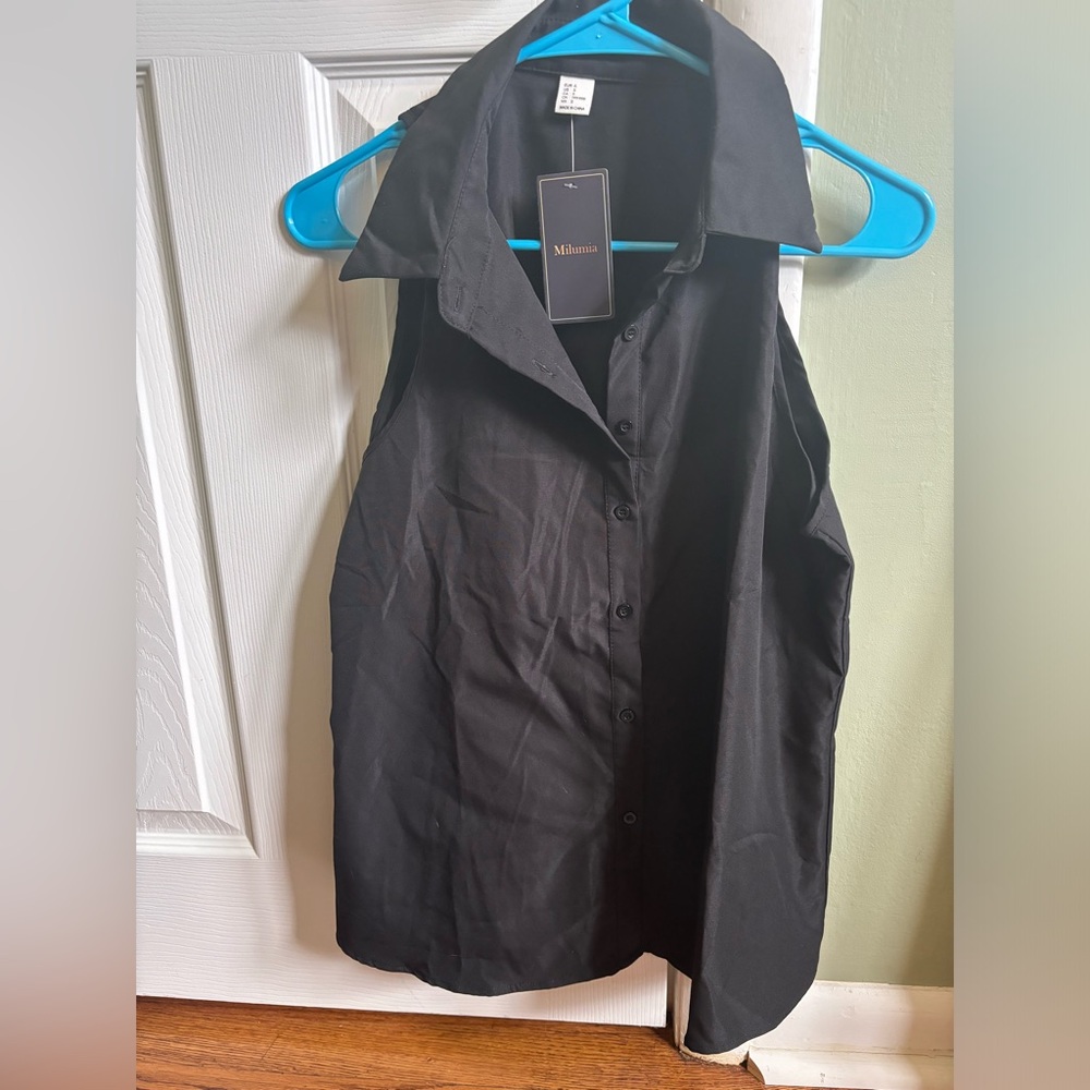 Black sleeveless button down work shirt, size small, never worn